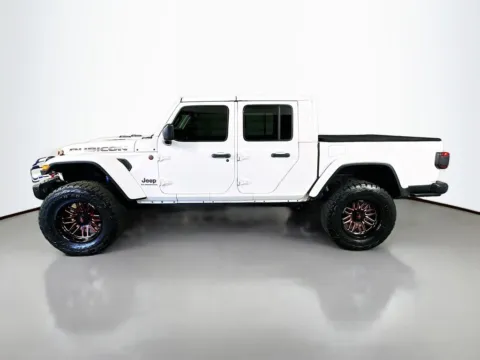 More photos of 2020 Jeep Gladiator Rubicon at CarLink Fort Myers, FL