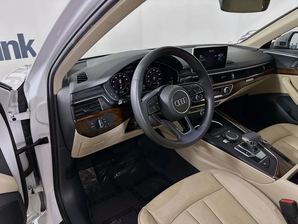 2019 Audi A4 Premium Plus - Photo 10