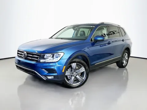 Another view of 2020 Volkswagen Tiguan 2.0T SEL for sale in Fort Myers, FL at CarLink Fort Myers
