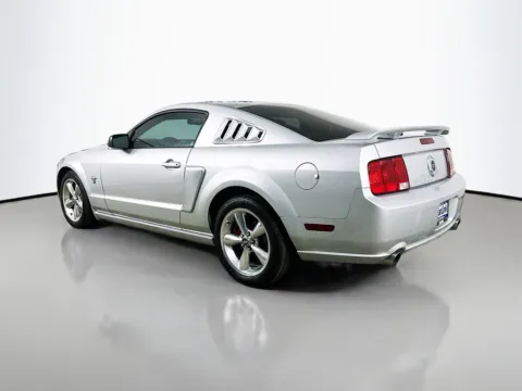 More photos of 2009 Ford Mustang GT Premium at CarLink Fort Myers, FL