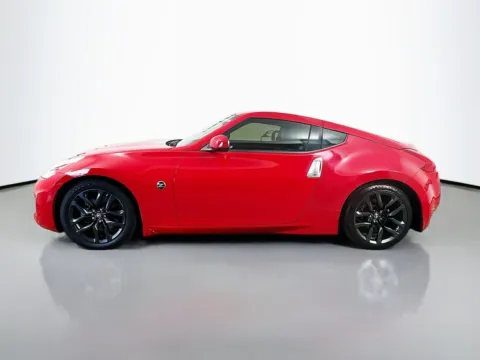 More photos of 2016 Nissan 370Z at CarLink Fort Myers, FL