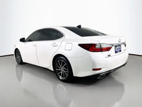 More photos of 2018 Lexus ES 350 at CarLink Fort Myers, FL