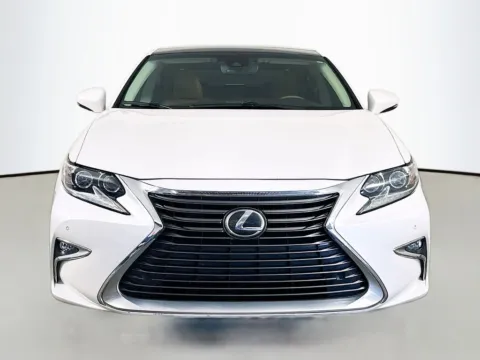 Photos of 2018 Lexus ES 350 for sale in Fort Myers, FL at CarLink Fort Myers