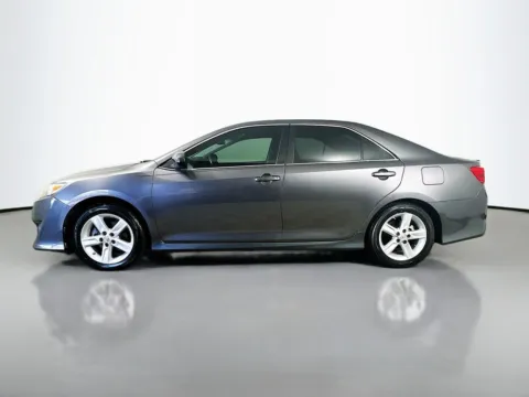 More photos of 2014 Toyota Camry SE at CarLink Fort Myers, FL