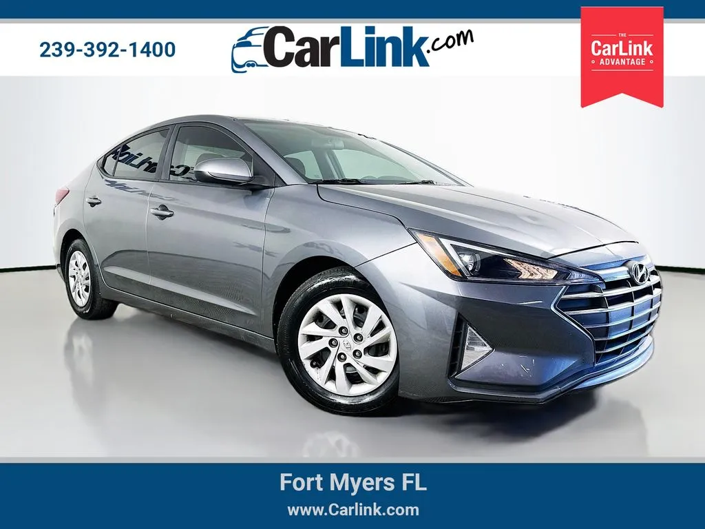 Gray 2019 Hyundai Elantra SE for sale in Fort Myers, FL