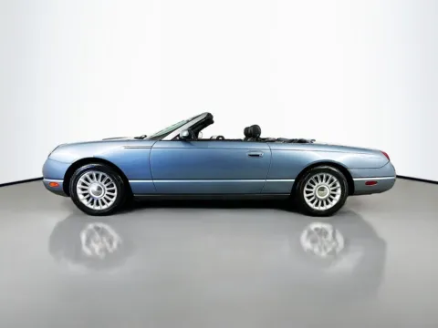 More photos of 2005 Ford Thunderbird at CarLink Fort Myers, FL