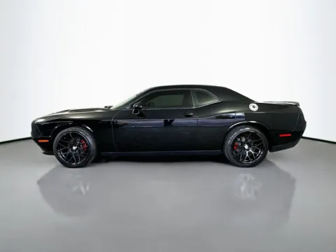 More photos of 2019 Dodge Challenger SXT at CarLink Fort Myers, FL