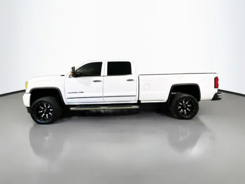 More photos of 2016 GMC Sierra 3500HD Denali at CarLink Fort Myers, FL