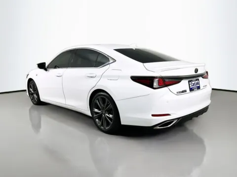 More photos of 2019 Lexus ES 350 F Sport at CarLink Fort Myers, FL