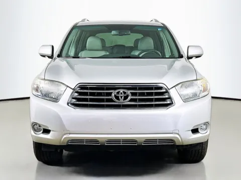 Photos of 2010 Toyota Highlander Limited for sale in Fort Myers, FL at CarLink Fort Myers