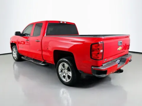 More photos of 2017 Chevrolet Silverado 1500 Custom at CarLink Fort Myers, FL