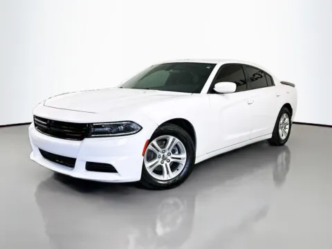 More photos of 2020 Dodge Charger SXT at CarLink Fort Myers, FL