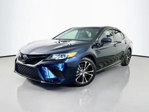 Another view of 2020 Toyota Camry SE for sale in Fort Myers, FL at CarLink Fort Myers