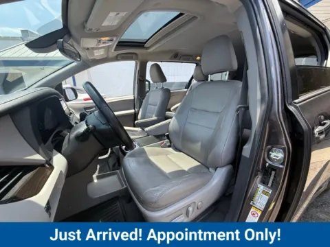 More photos of 2019 Toyota Sienna XLE at CarLink Fort Myers, FL