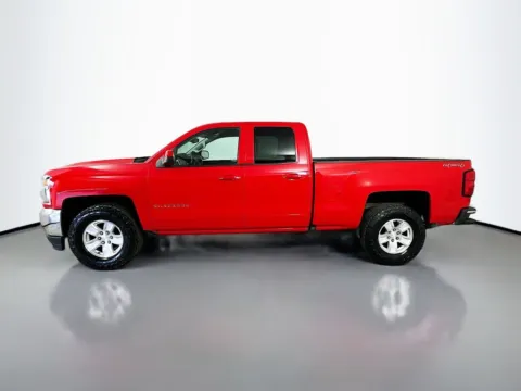 More photos of 2016 Chevrolet Silverado 1500 LT at CarLink Fort Myers, FL