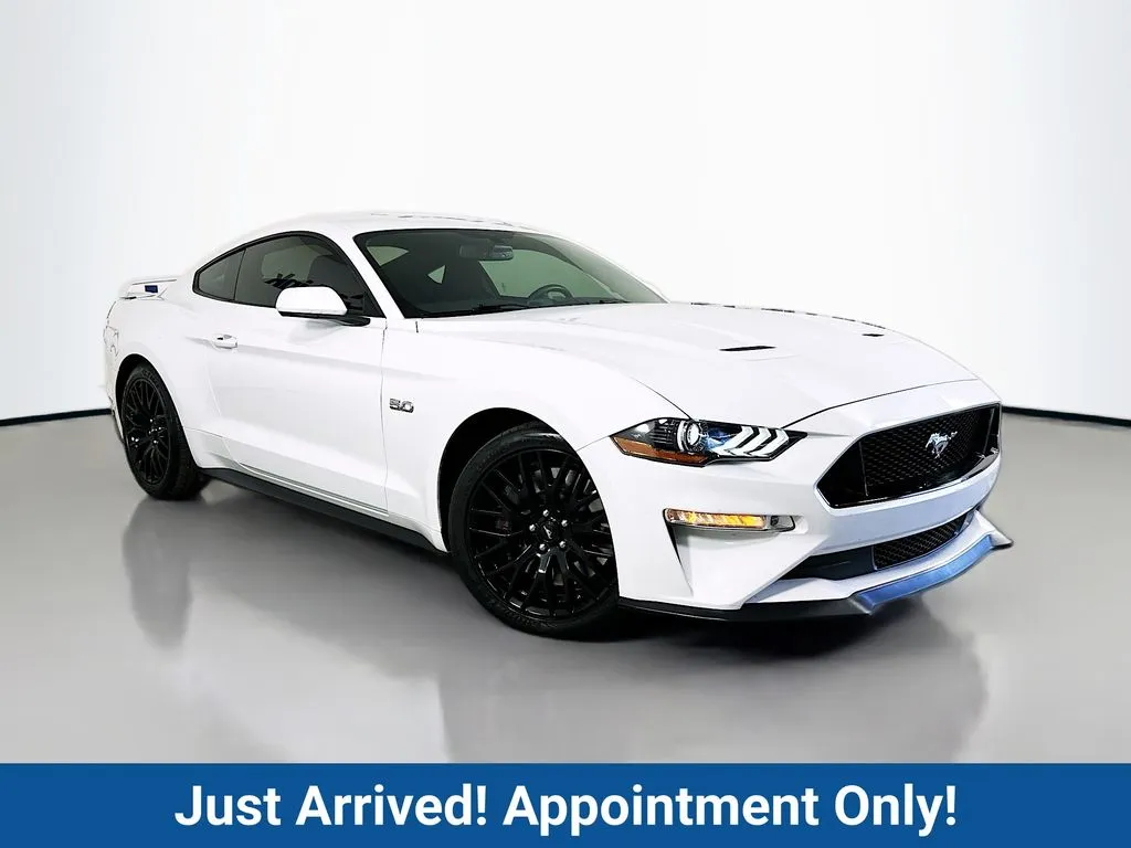 2019 Ford Mustang GT Coupe's photo