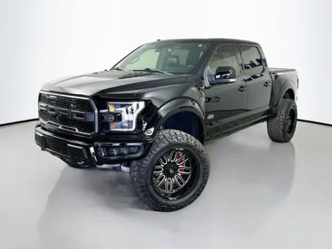 More photos of 2018 Ford F-150 Raptor at CarLink Fort Myers, FL