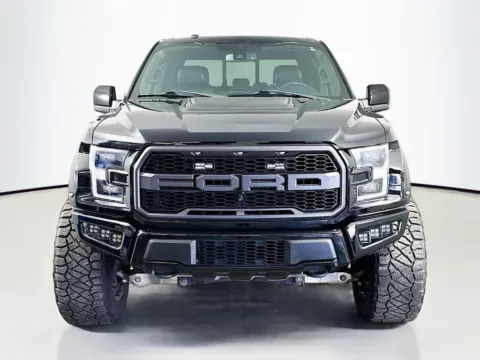 Photos of 2018 Ford F-150 Raptor for sale in Fort Myers, FL at CarLink Fort Myers