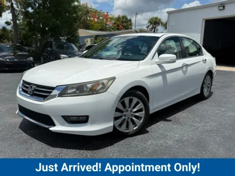 Photos of 2014 Honda Accord EX-L for sale in Fort Myers, FL at CarLink Fort Myers