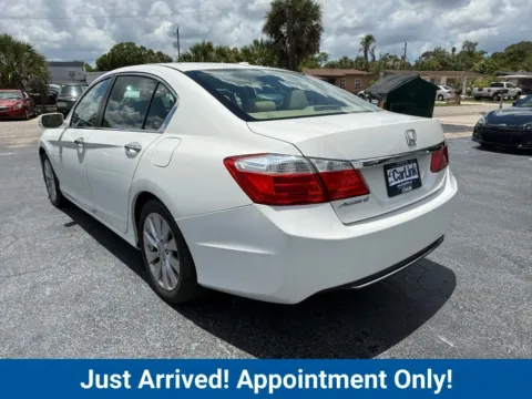 Another view of 2014 Honda Accord EX-L for sale in Fort Myers, FL at CarLink Fort Myers