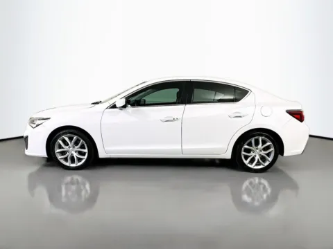 More photos of 2020 Acura ILX at CarLink Fort Myers, FL
