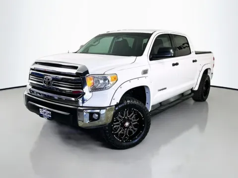 Another view of 2016 Toyota Tundra SR5 for sale in Fort Myers, FL at CarLink Fort Myers