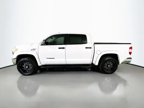 More photos of 2016 Toyota Tundra SR5 at CarLink Fort Myers, FL