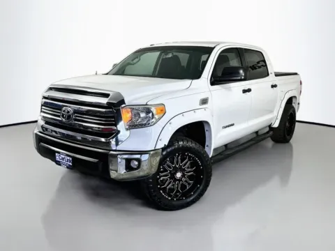 Another view of 2016 Toyota Tundra SR5 for sale in Fort Myers, FL at CarLink Fort Myers