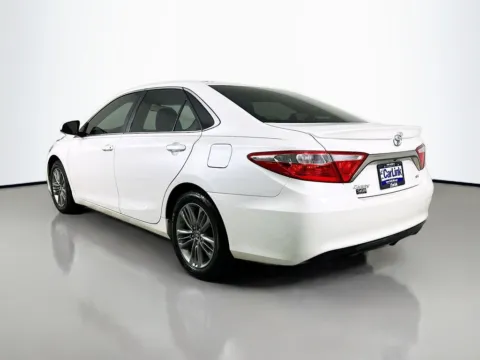 More photos of 2016 Toyota Camry SE at CarLink Fort Myers, FL