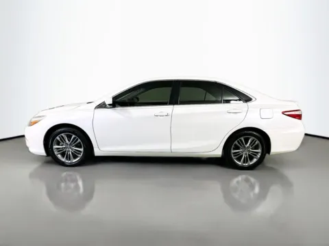 More photos of 2016 Toyota Camry SE at CarLink Fort Myers, FL