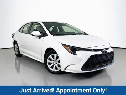 White 2020 Toyota Corolla LE for sale in Fort Myers, FL