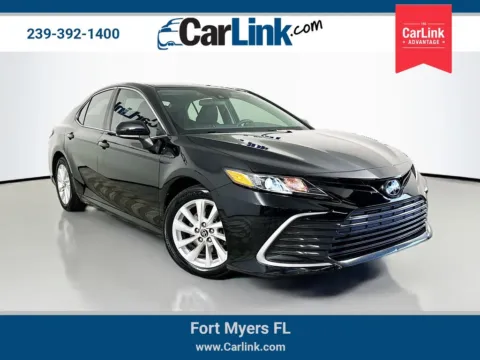 Black 2021 Toyota Camry LE for sale in Fort Myers, FL