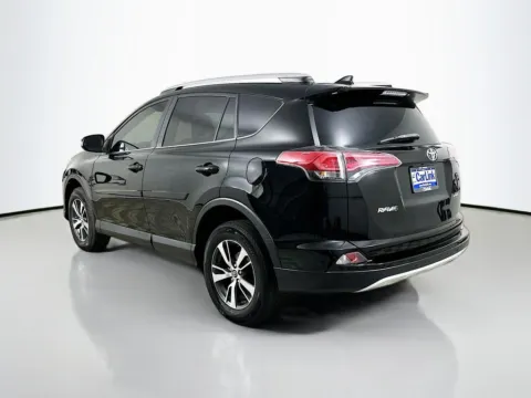 More photos of 2016 Toyota RAV4 XLE at CarLink Fort Myers, FL