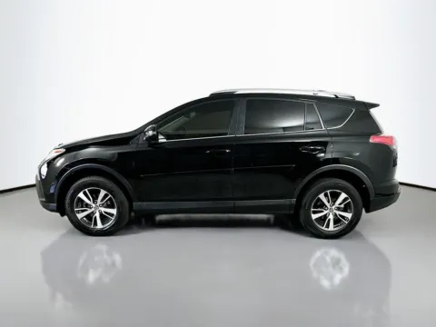 More photos of 2016 Toyota RAV4 XLE at CarLink Fort Myers, FL