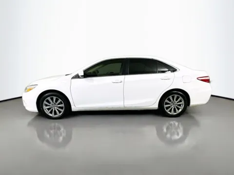 More photos of 2016 Toyota Camry XLE at CarLink Fort Myers, FL