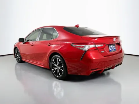 More photos of 2019 Toyota Camry SE at CarLink Fort Myers, FL