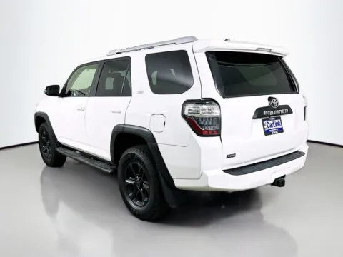 More photos of 2016 Toyota 4Runner SR5 Premium at CarLink Fort Myers, FL