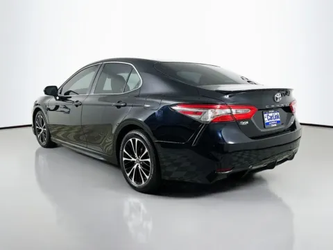 More photos of 2018 Toyota Camry SE at CarLink Fort Myers, FL