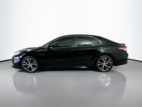 More photos of 2018 Toyota Camry SE at CarLink Fort Myers, FL