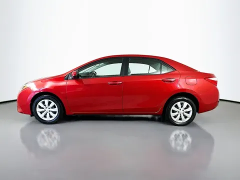 More photos of 2016 Toyota Corolla LE at CarLink Fort Myers, FL