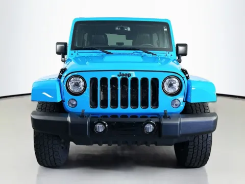 Photos of 2018 Jeep Wrangler JK Unlimited Sahara for sale in Fort Myers, FL at CarLink Fort Myers