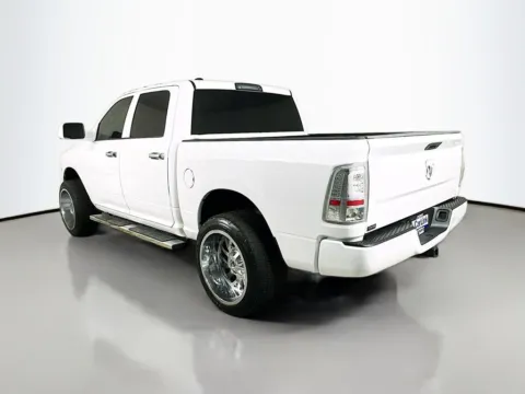 More photos of 2016 Ram 1500 Tradesman at CarLink Fort Myers, FL