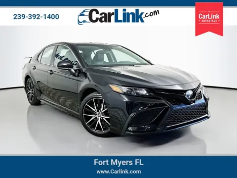 Black 2021 Toyota Camry SE for sale in Fort Myers, FL