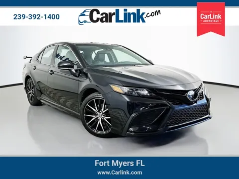 Black 2021 Toyota Camry SE for sale in Fort Myers, FL