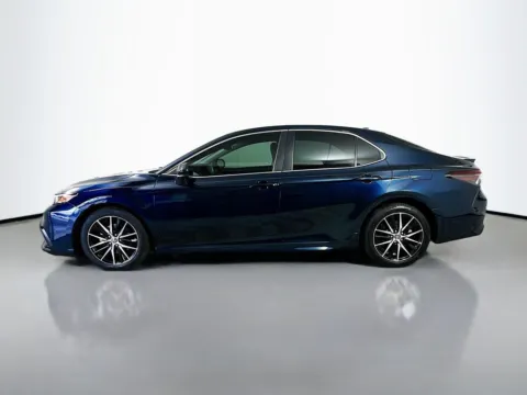 More photos of 2021 Toyota Camry SE at CarLink Fort Myers, FL