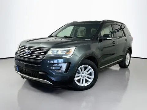 Another view of 2016 Ford Explorer XLT for sale in Fort Myers, FL at CarLink Fort Myers