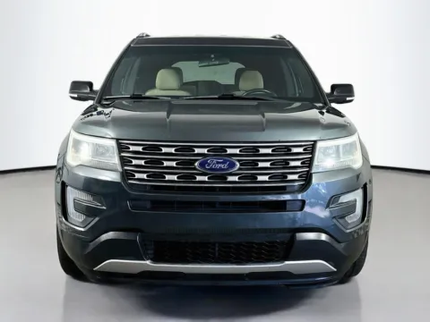 Photos of 2016 Ford Explorer XLT for sale in Fort Myers, FL at CarLink Fort Myers