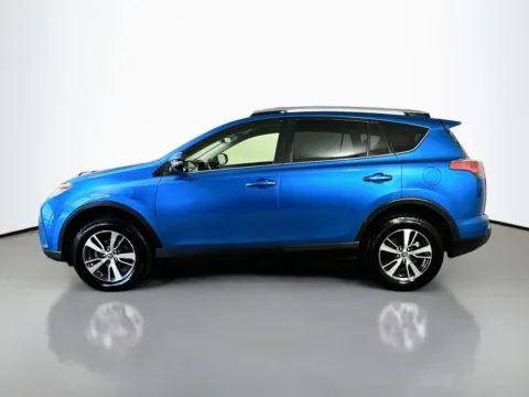 More photos of 2018 Toyota RAV4 XLE at CarLink Fort Myers, FL