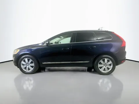 More photos of 2017 Volvo XC60 T5 Inscription at CarLink Fort Myers, FL
