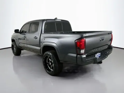More photos of 2018 Toyota Tacoma SR at CarLink Fort Myers, FL